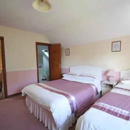 Pine Grove Hotel 3*